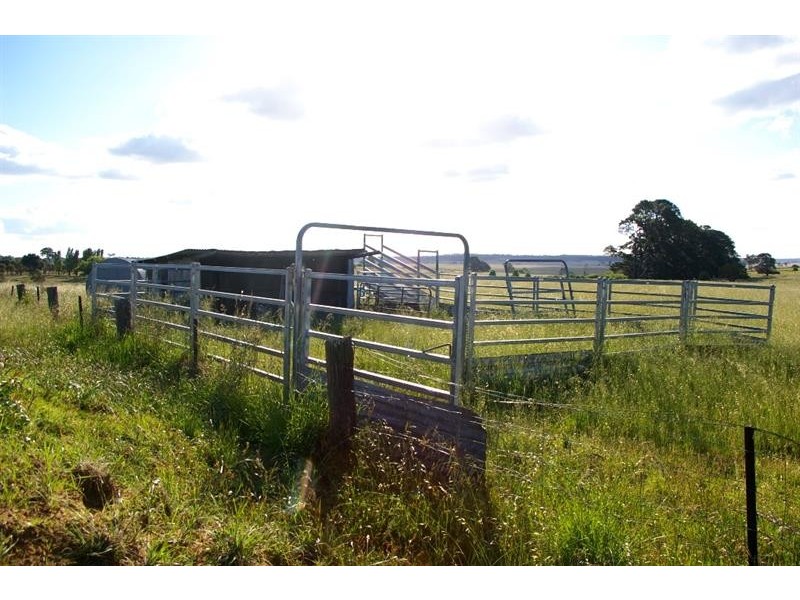 348 Kentucky Rd, Kentucky NSW 2354