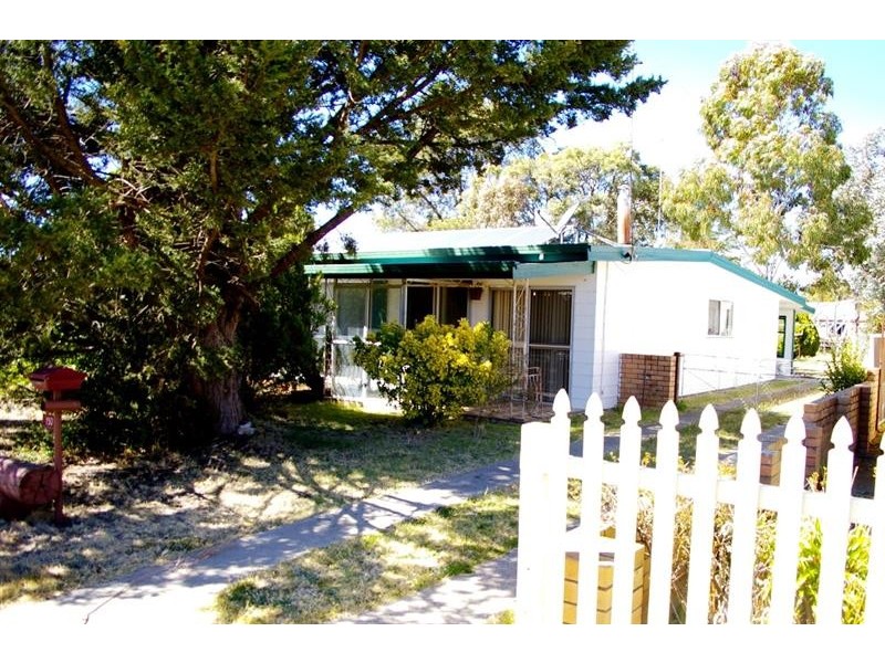 150 Bridge Street, Uralla NSW 2358
