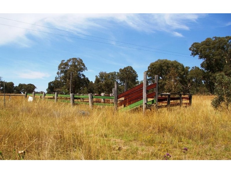 91 Bendemeer Road, Uralla NSW 2358