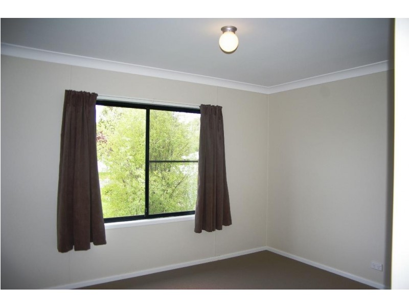 7 McGregor Street, Uralla NSW 2358