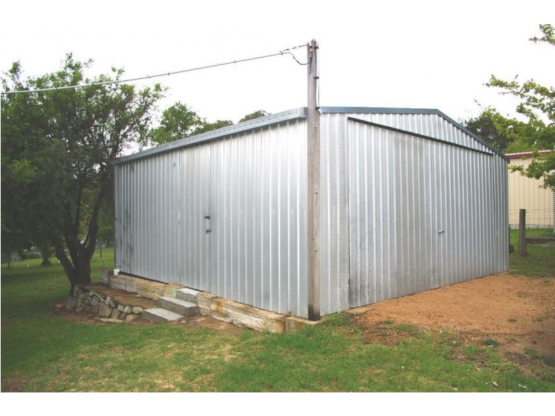 35 John Street, Uralla NSW 2358