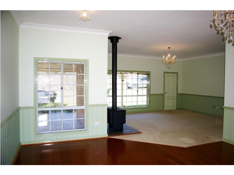 14 McKenzie Street, Uralla NSW 2358