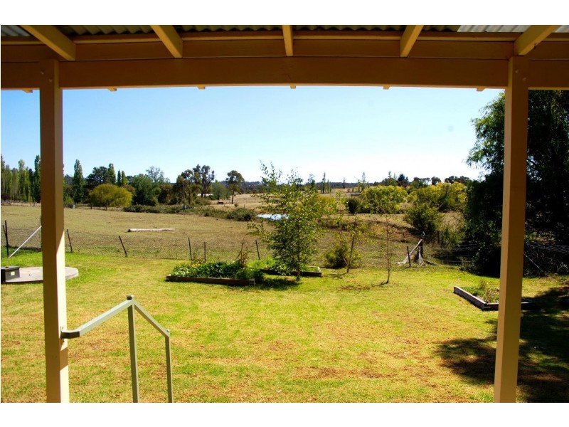 14 McKenzie Street, Uralla NSW 2358