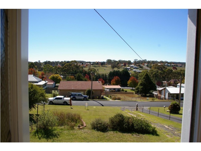 169w  Evans Street, Walcha NSW 2354