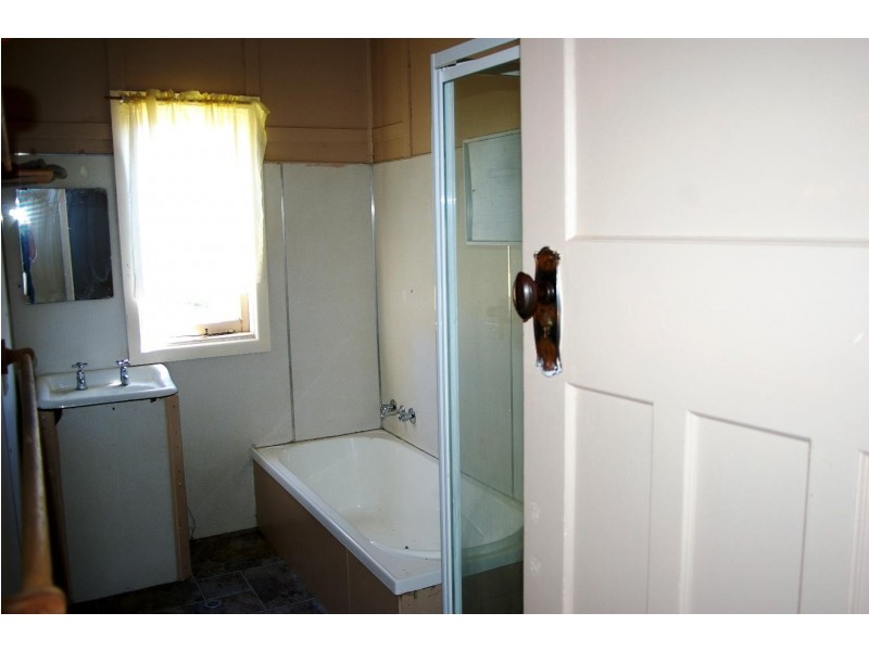 169w  Evans Street, Walcha NSW 2354