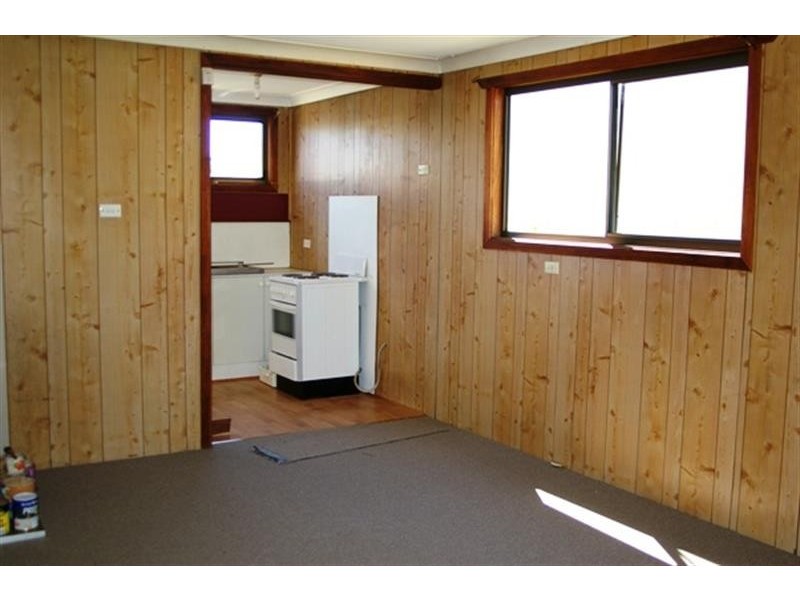 15 Dumaresq Street, Uralla NSW 2358