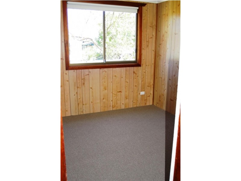 15 Dumaresq Street, Uralla NSW 2358