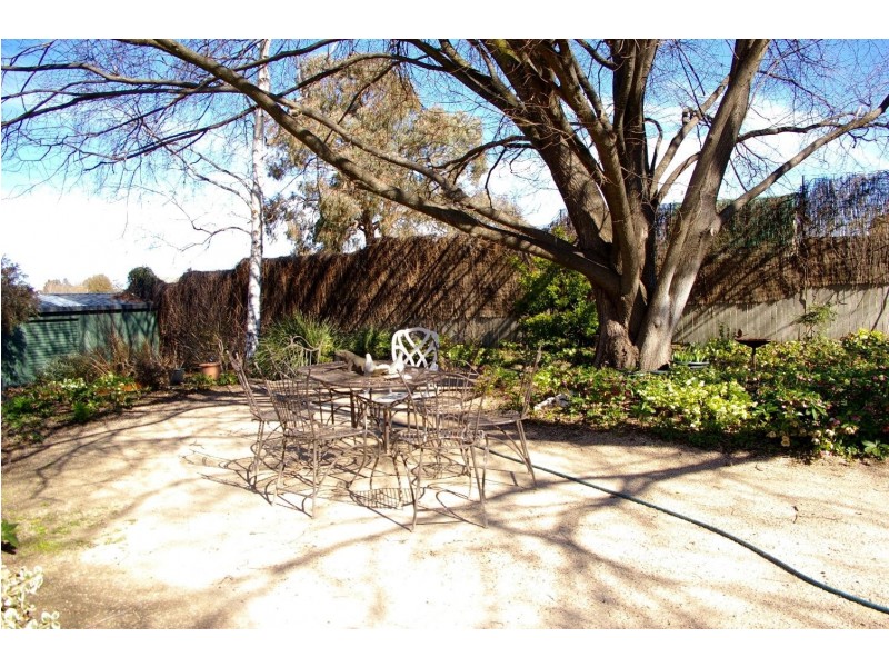 4 Park Street, Uralla NSW 2358