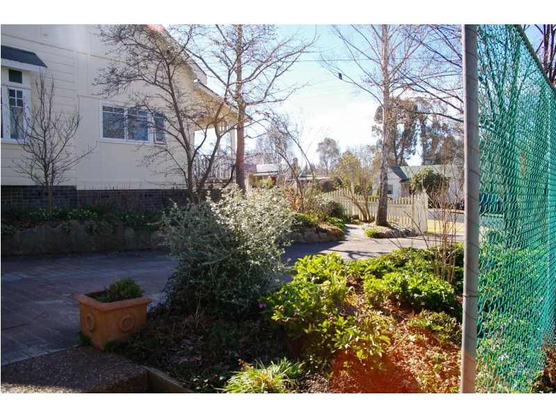 4 Park Street, Uralla NSW 2358