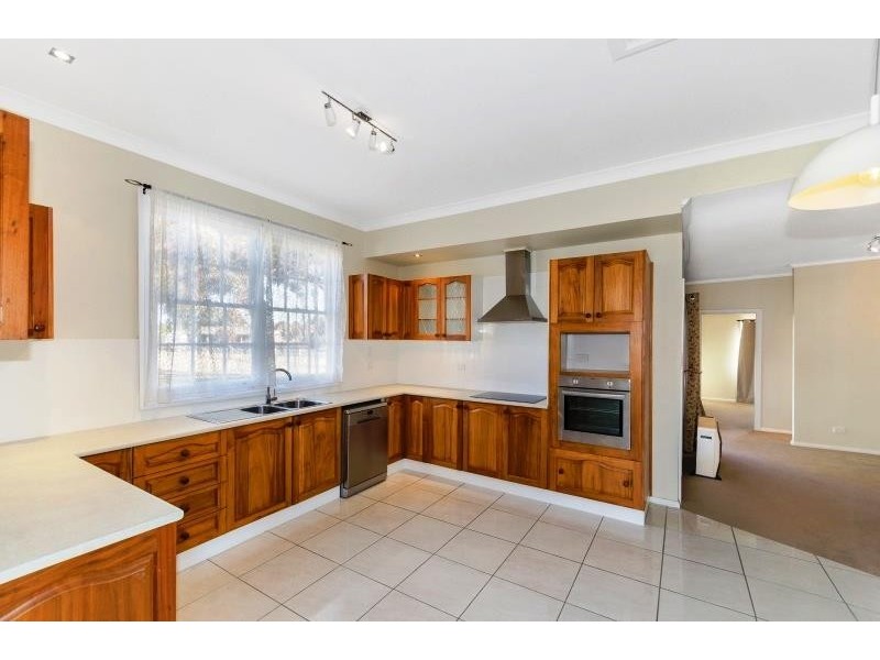 154 Bridge Street, Uralla NSW 2358