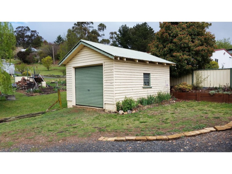 153W Fitzroy Street, Walcha NSW 2354