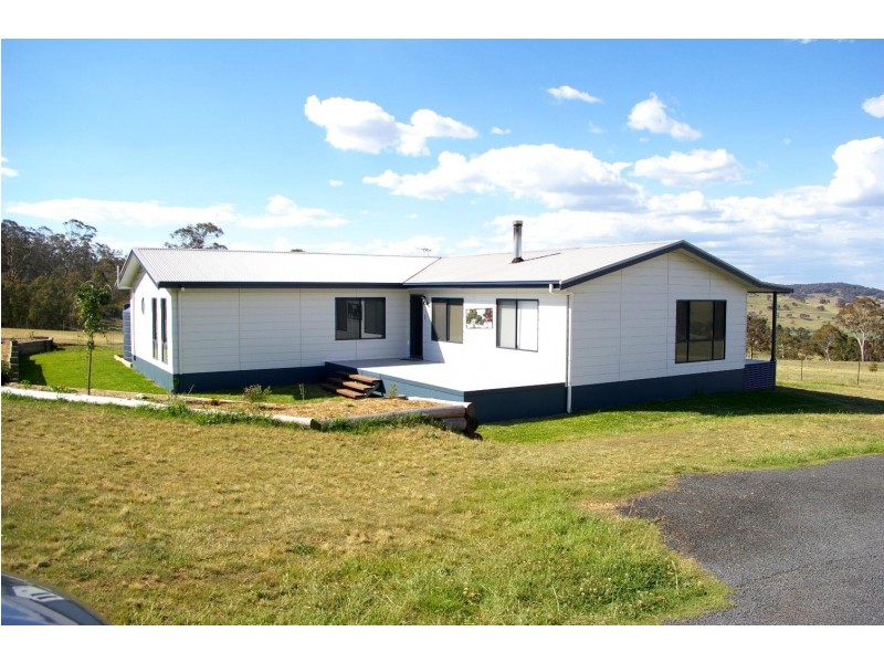 161 Oxley Drive, Walcha NSW 2354