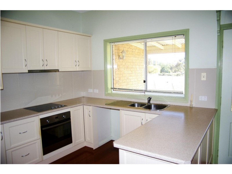 14 Mckenzie Street, Uralla NSW 2358