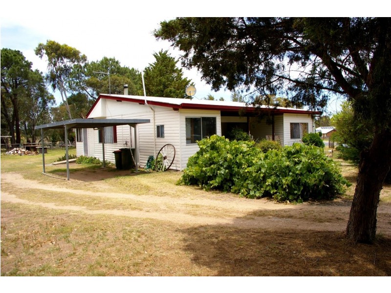 12 Wilkens Street, Uralla NSW 2358