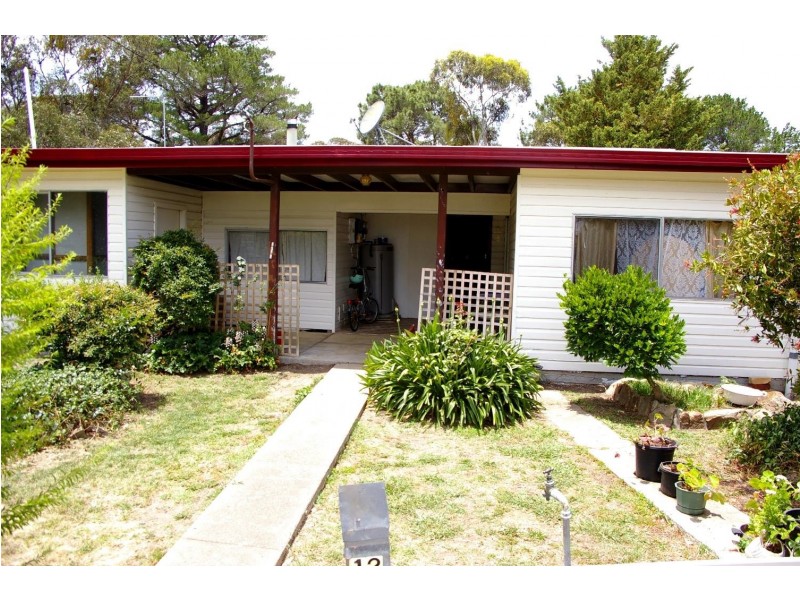 12 Wilkens Street, Uralla NSW 2358