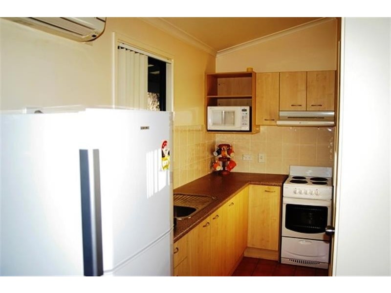 Cabin 1A Queen Street, Uralla NSW 2358