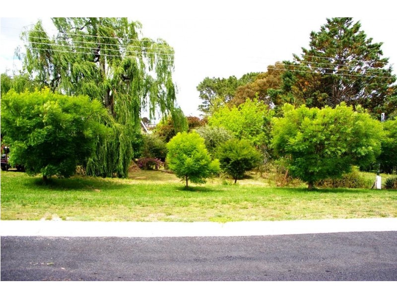 66 Hill Street, Uralla NSW 2358