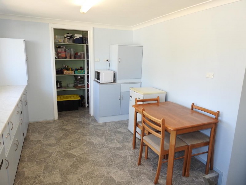 64 Porcupine Lane, Tamworth NSW 2340