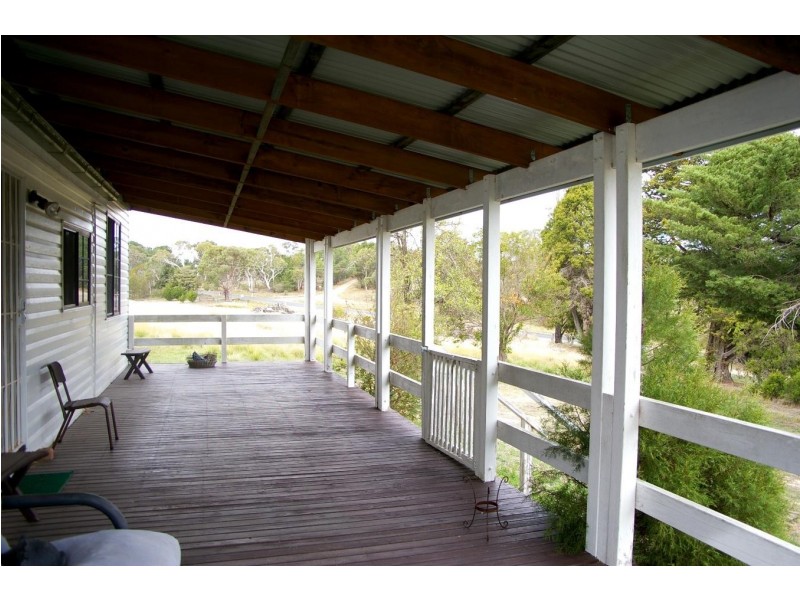 174 Kingstown Road, Uralla NSW 2358