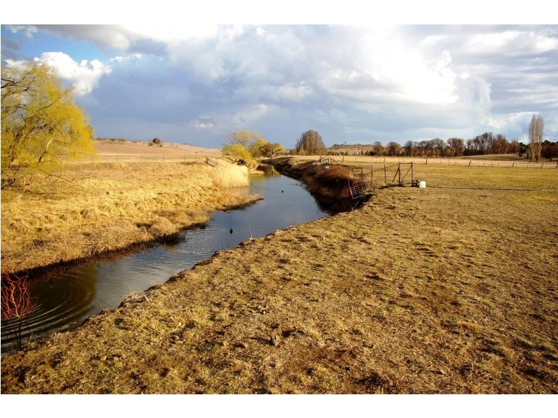 105s Derby Street, Walcha NSW 2354