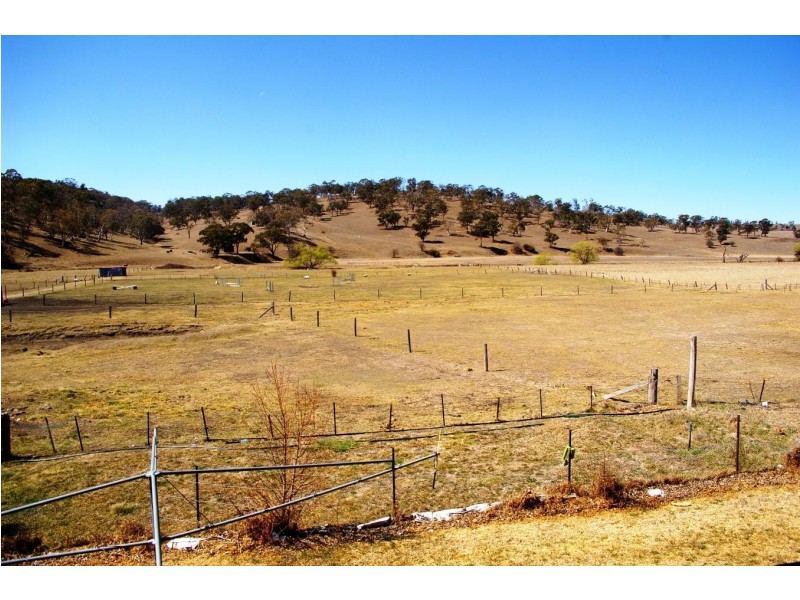 105s Derby Street, Walcha NSW 2354