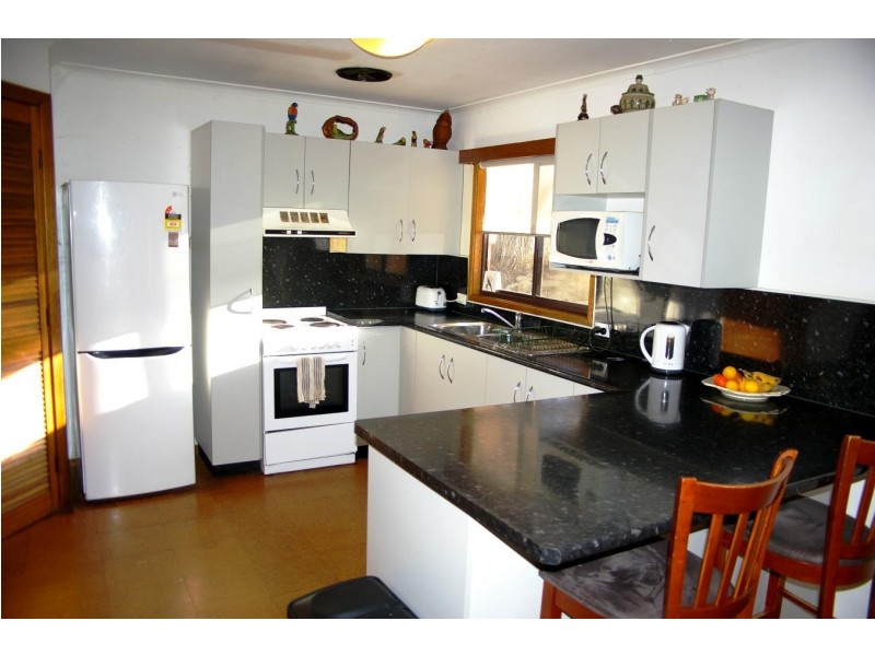 105s Derby Street, Walcha NSW 2354