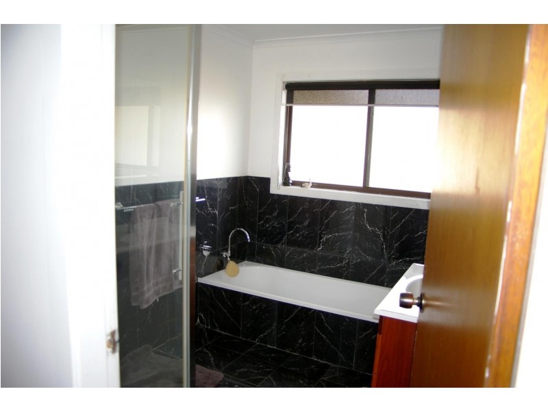 105s Derby Street, Walcha NSW 2354