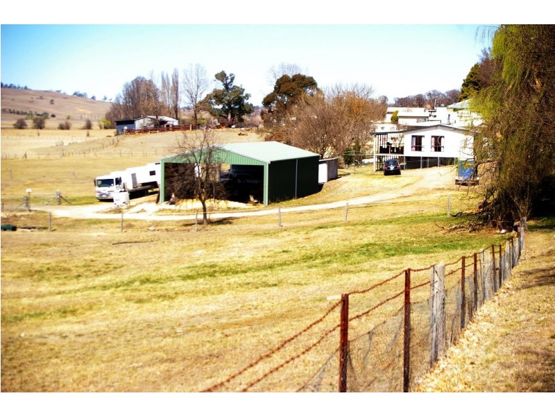 105s Derby Street, Walcha NSW 2354