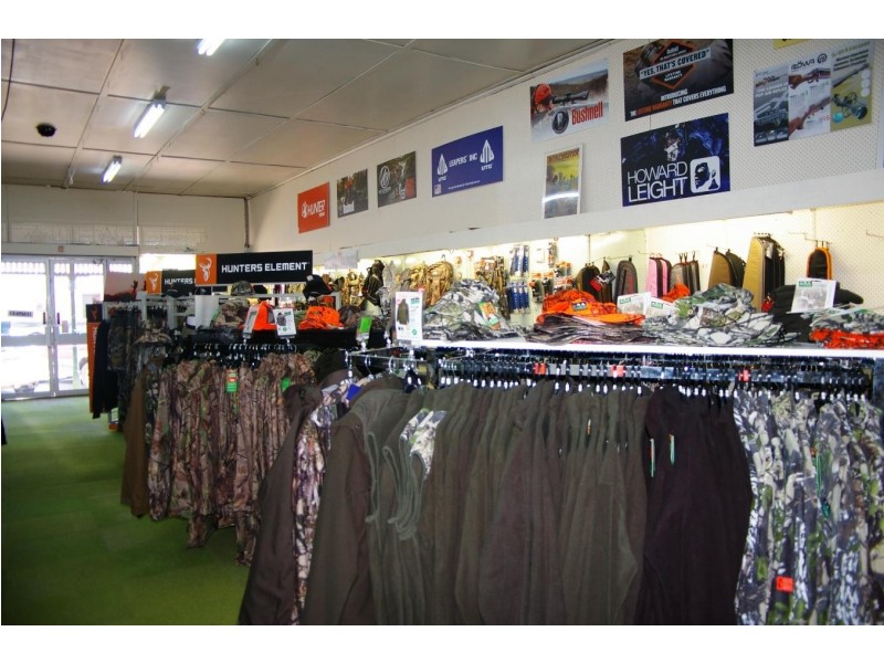 84 Bridge St, Uralla NSW 2358