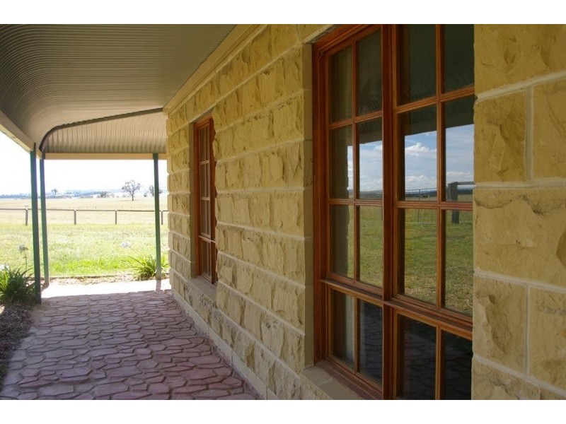 7168 New England Highway, Kentucky NSW 2354