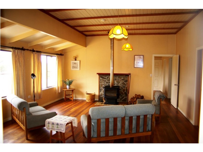 53 Reeves Road, Kentucky NSW 2354