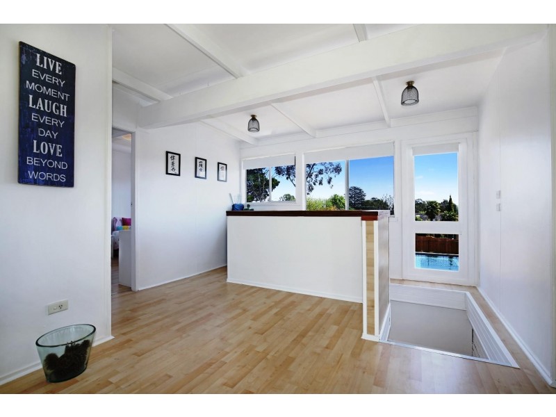 11 Church Avenue, Uralla NSW 2358