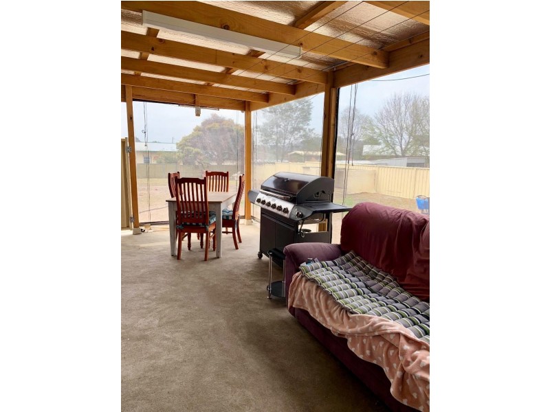 81 Bridge Street, Uralla NSW 2358