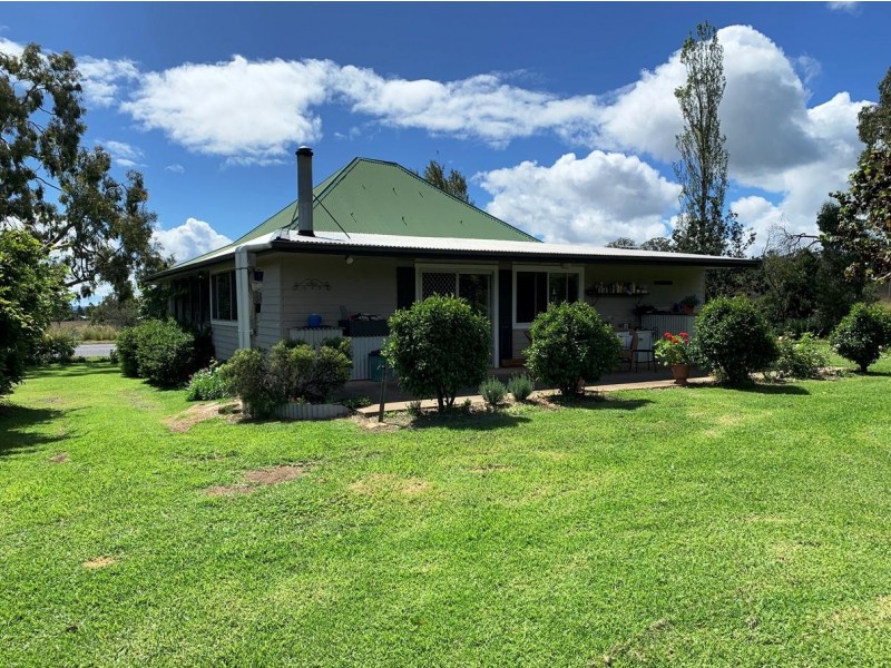 343 Rocky River Road, Uralla NSW 2358