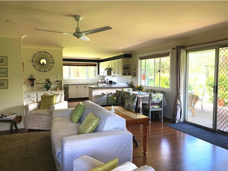 343 Rocky River Road, Uralla NSW 2358