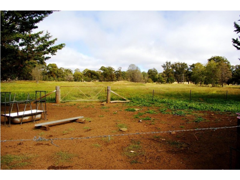 357 Rocky River Road, Uralla NSW 2358