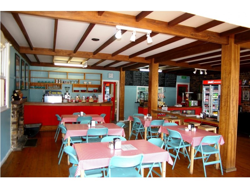 51 Bridge  St, Uralla NSW 2358