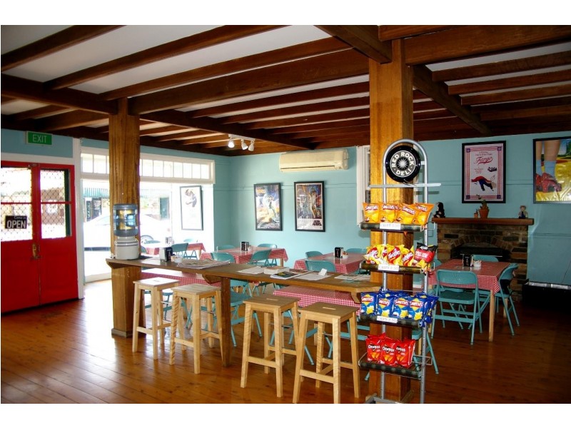 51 Bridge  St, Uralla NSW 2358