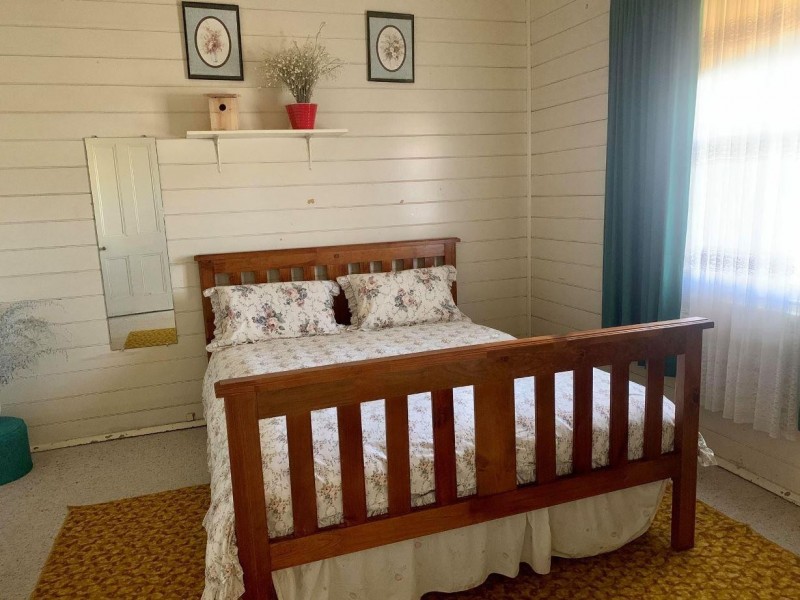 27 Hill Street, Uralla NSW 2358