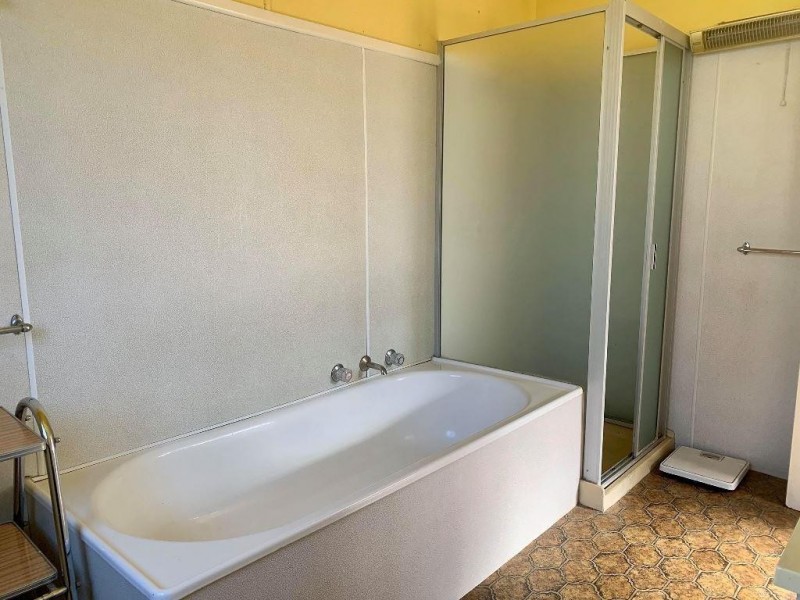 27 Hill Street, Uralla NSW 2358