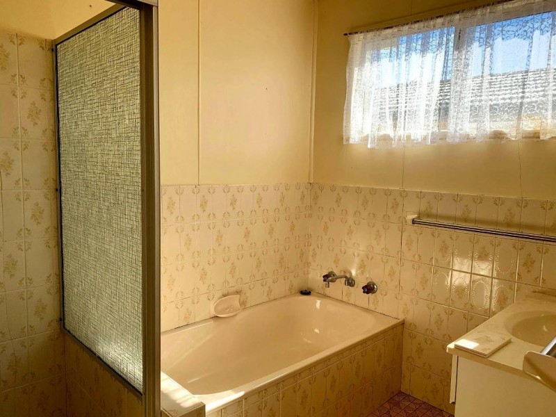 21 Salisbury Street, Uralla NSW 2358