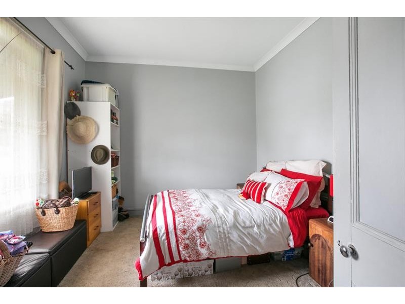 6 Hamilton St, Dapto NSW 2530