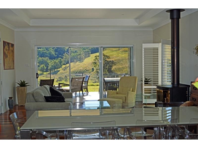 569 Sugarloaf Rd, Dungog NSW 2420