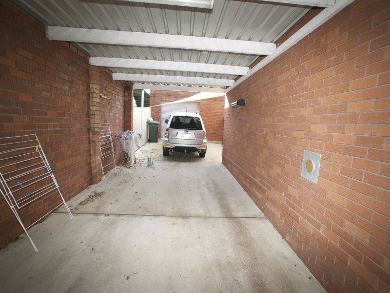 40 Brian St, Balgownie NSW 2519