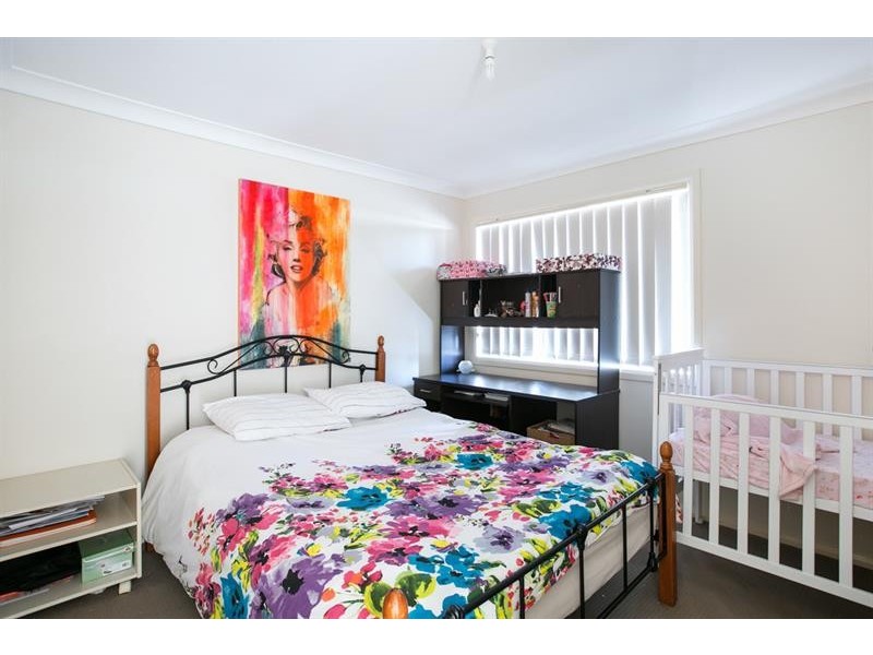 2/5 Shannon Dr, Albion Park NSW 2527