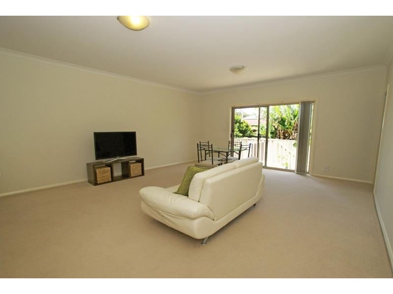 3/108 Osborne Pde, Warilla NSW 2528