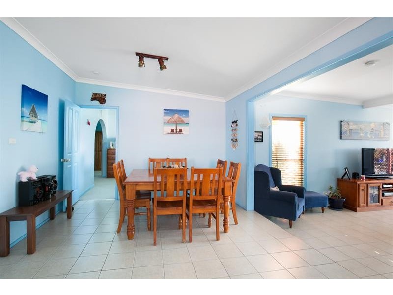 23 Bluebell Road, Barrack Heights NSW 2528