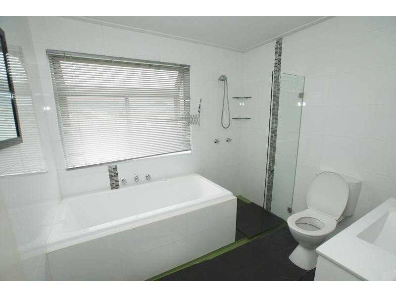 60 Panorama  Dr, Farmborough Heights NSW 2526