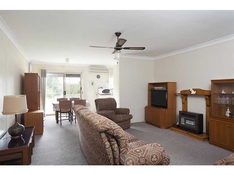 2/62 Stanleigh Cres, West Wollongong NSW 2500