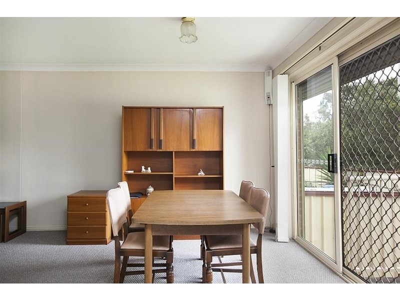 2/62 Stanleigh Cres, West Wollongong NSW 2500